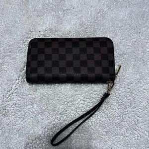 new wallet,used once